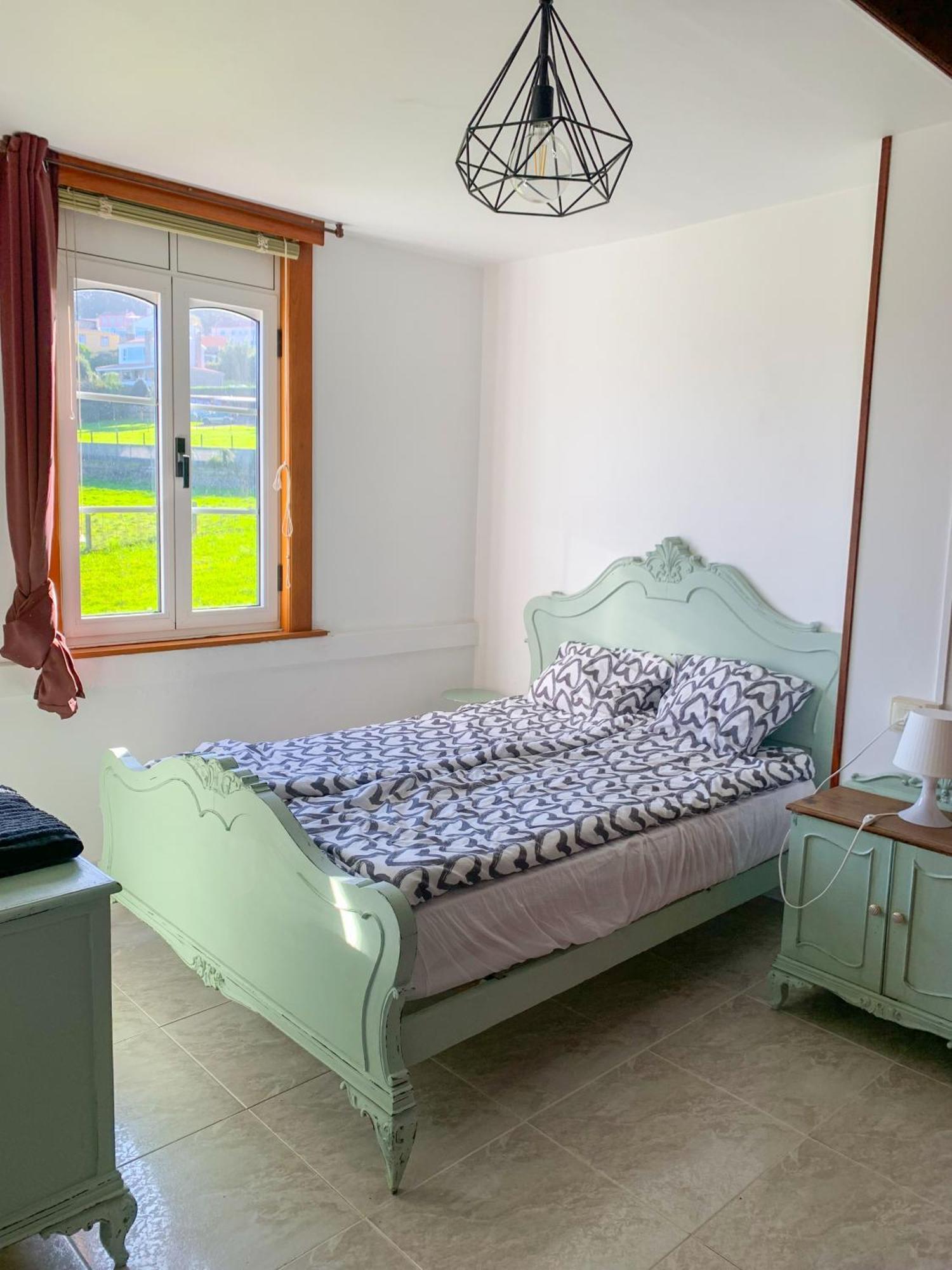 Beachfront Surf & Holiday House, Charming & Quiet Valdoviño Екстериор снимка